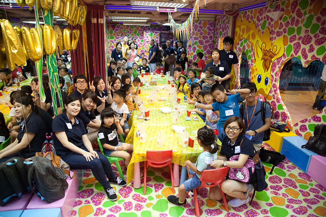 參加黃埔冒險(xiǎn)樂園游玩活動(dòng)