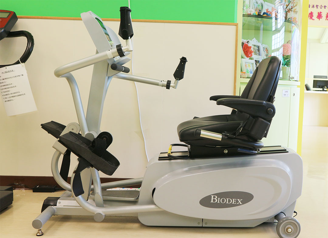 捐贈(zèng)復(fù)康器材